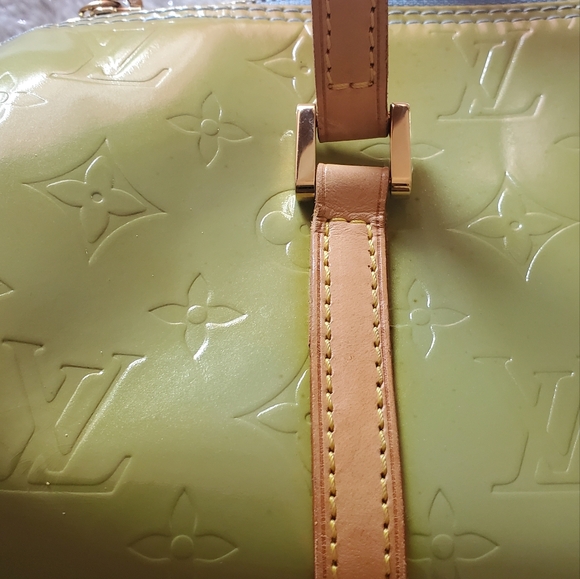 LV green sholder bag - Picture 2 of 11